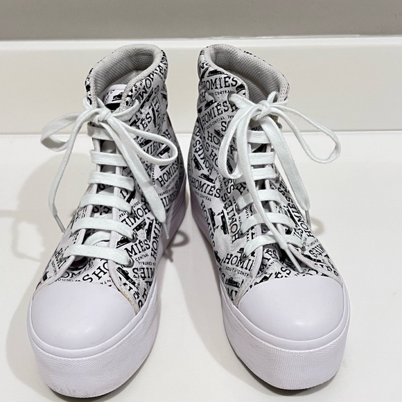 Brian Lichtenberg BLTEE Homies Platform Printed Canvas Hightop Sneakers - Size 7 - Picture 4 of 12